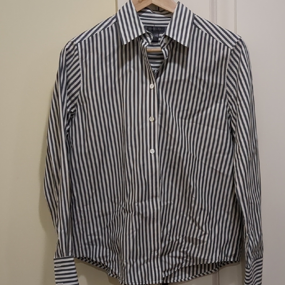 Banana Republic Women's Black and White Striped Blouse